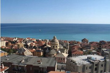 Itálie Privát Finale Ligure, Exteriér